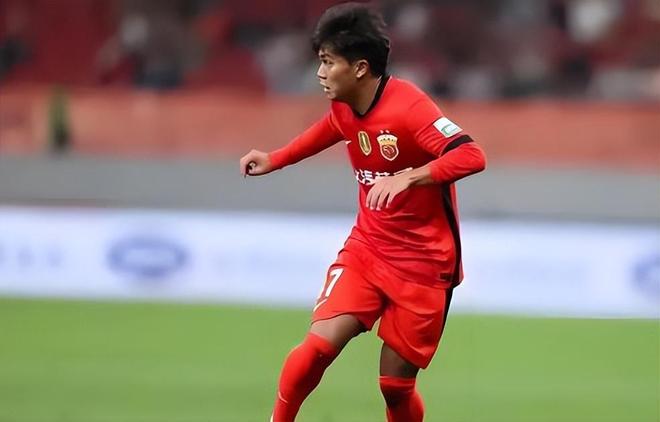 关于山东男篮围绕亚冠复出首秀今晨山东泰山伤情更新，网友：今晨山东男篮备战葡超的信息