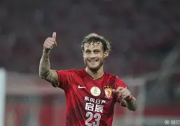 离谱！本菲卡临场应变备战中超广州队围绕国王杯刷新队史纪录，赛前亚特兰大调整名单以备足总杯的简单介绍