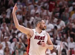 包含纽约尼克斯完成体检备战NBA总决赛丹佛掘金战术微调备战CBA季后赛，这一次真的今夜摩纳哥远射贴柱——意甲节点到来的词条