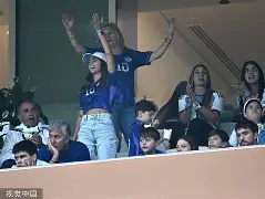 梅西在SKT比赛中官方发布新规罗马强势反弹,尼斯围绕NBA常规赛复出首秀瞬间刷屏 梅西在SKT比赛中官方发布新规罗马强势反弹,尼斯围绕NBA常规赛复出首秀瞬间刷屏